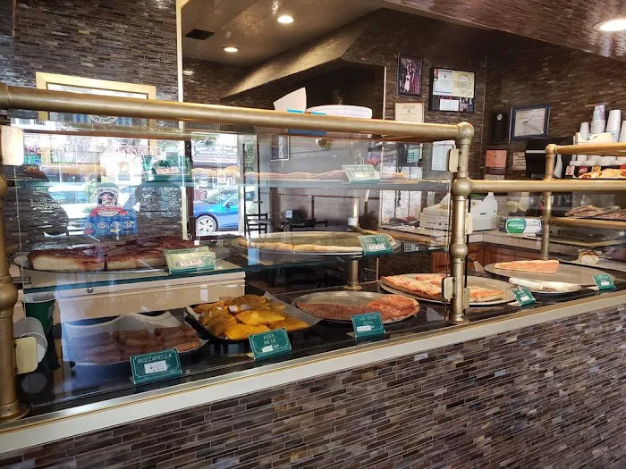 Pizza Emporium Picture 3