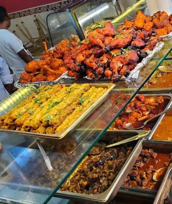 Raj Mahal Restaurant & Sweets Picture 5
