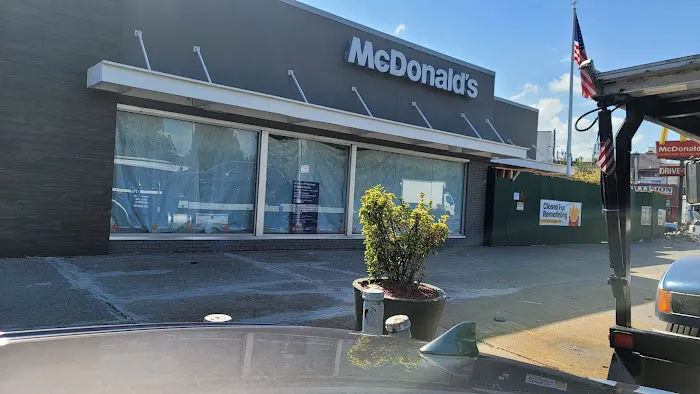 McDonald's Picture 2