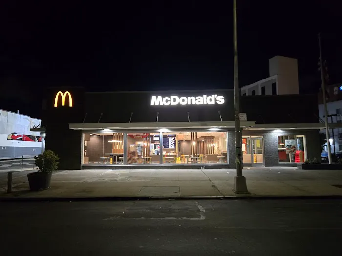 McDonald's Picture 9