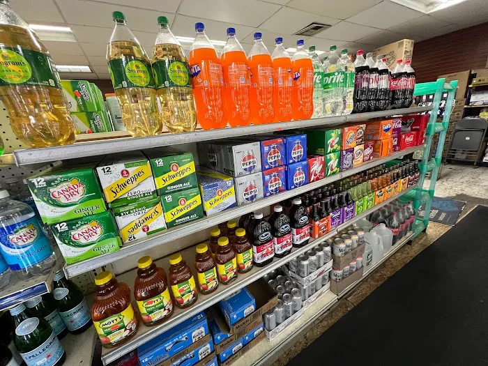 Quentin Deli Picture 7