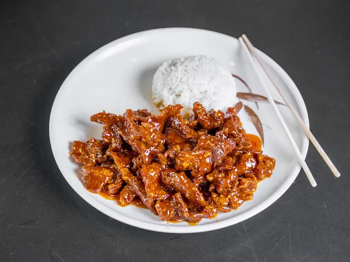 Sizzling Wok Picture 4