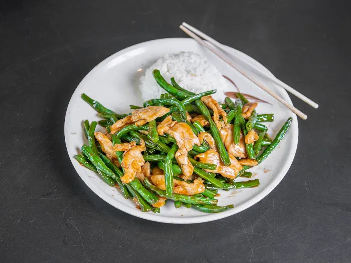 Sizzling Wok Picture 3