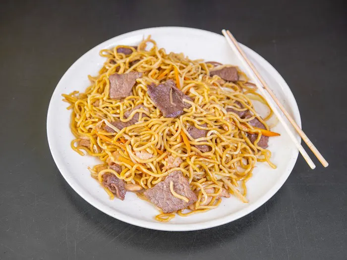 Sizzling Wok Picture 5