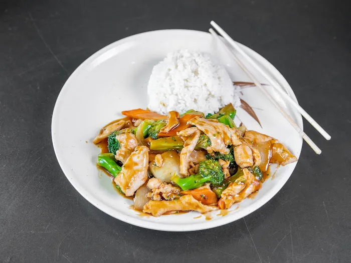 Sizzling Wok Picture 8