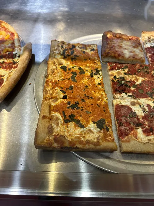 Roma Pizza Picture 4