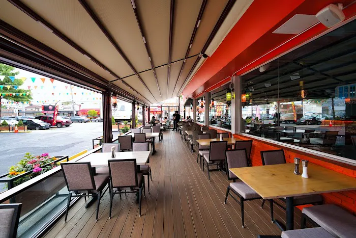 ACherry Restaurant Picture 9