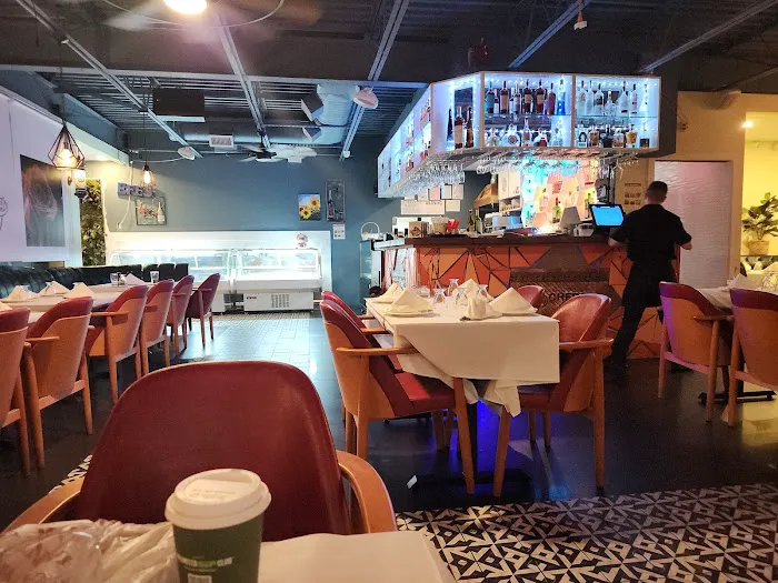 ACherry Restaurant Picture 7