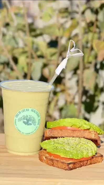 Tree Of Life Eats - Acai & Smoothie & Juice Shop Picture 9