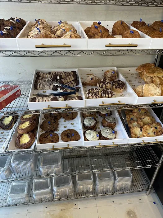 Taam Eden Bakery Picture 3
