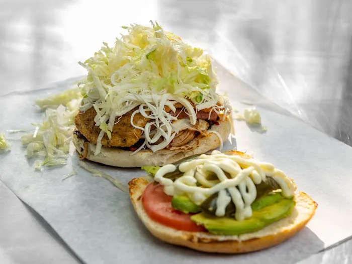 Tacos Cholula Mexican Food Truck Picture 4