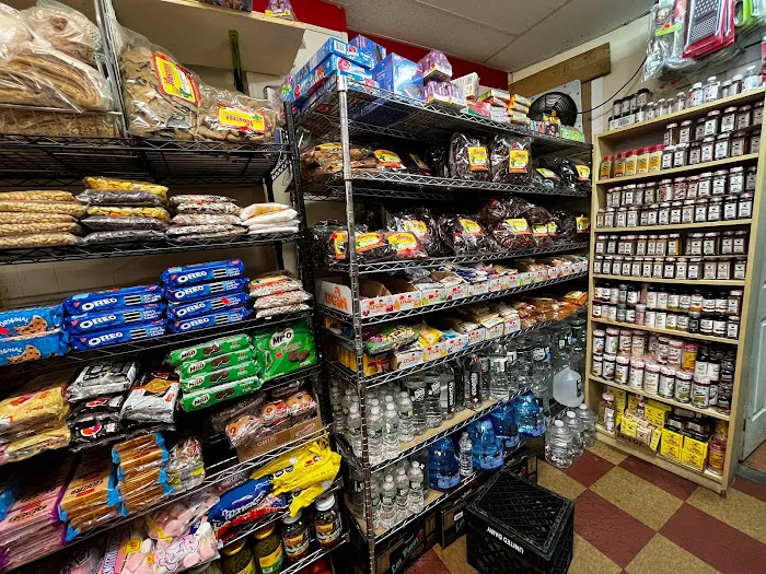Market Deli Picture 10