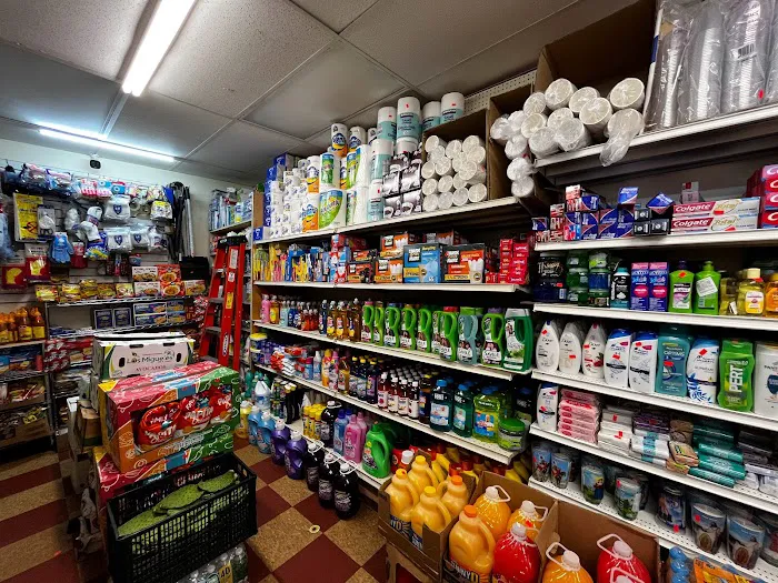 Market Deli Picture 2