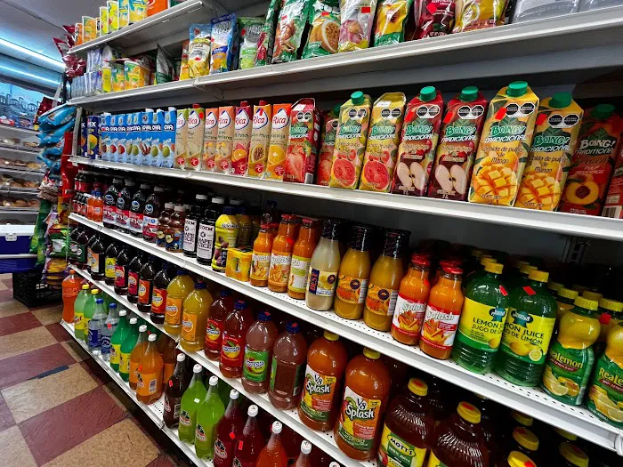 Market Deli Picture 1