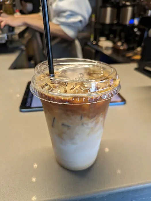 Square Coffee Picture 5