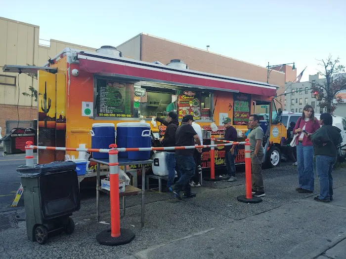 Tacos El Bronco Picture 10
