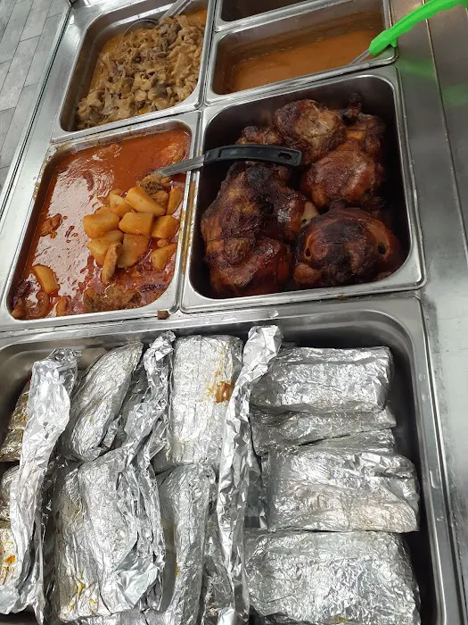 Qc's Fresh Deli & Grocery Picture 1