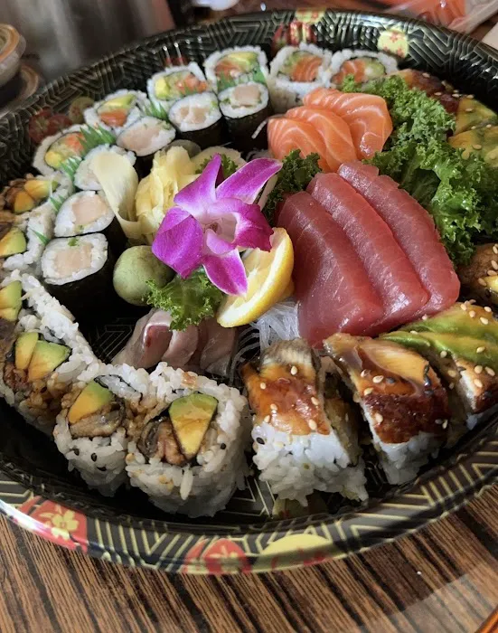 J&A sushi Picture 9