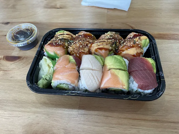 J&A sushi Picture 5
