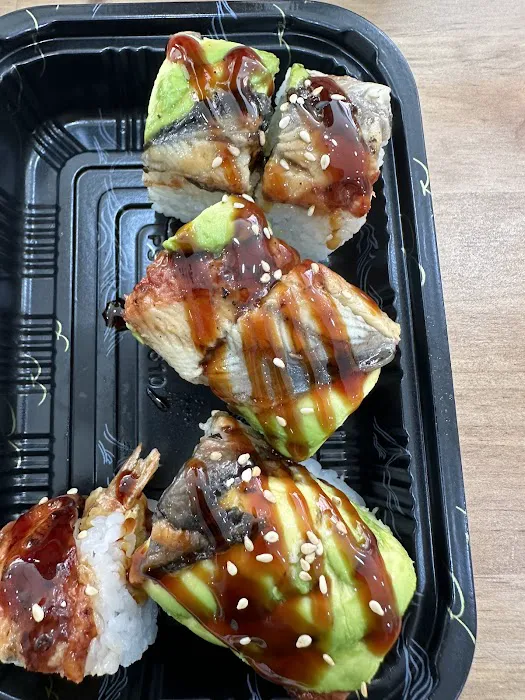 J&A sushi Picture 8