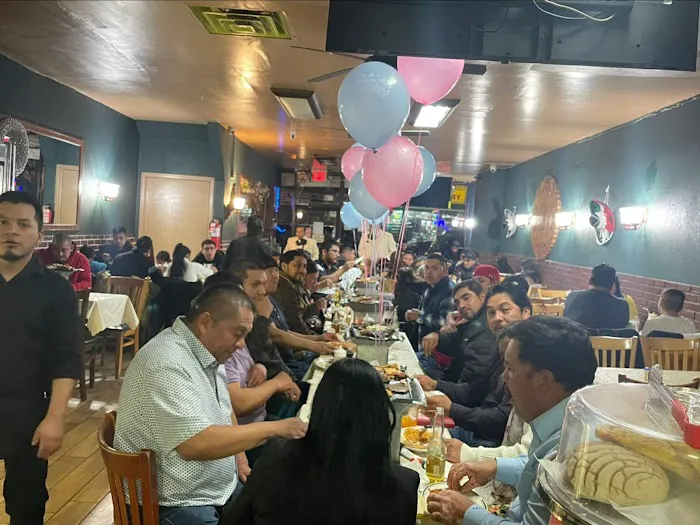 Tulcingo Restaurant Picture 2