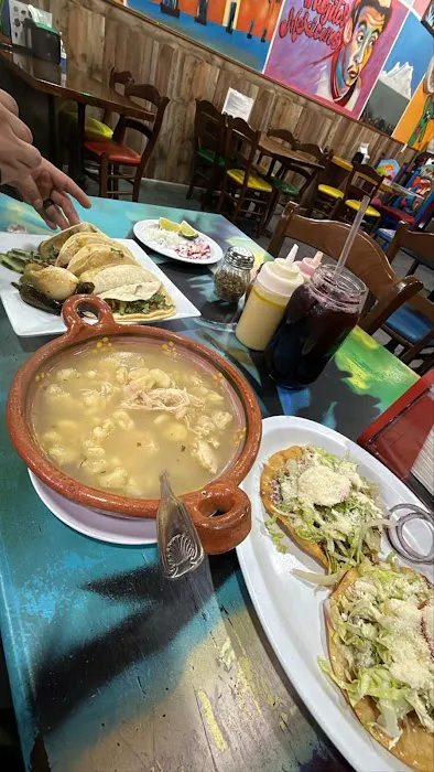 Antojitos Mexicanos Picture 4
