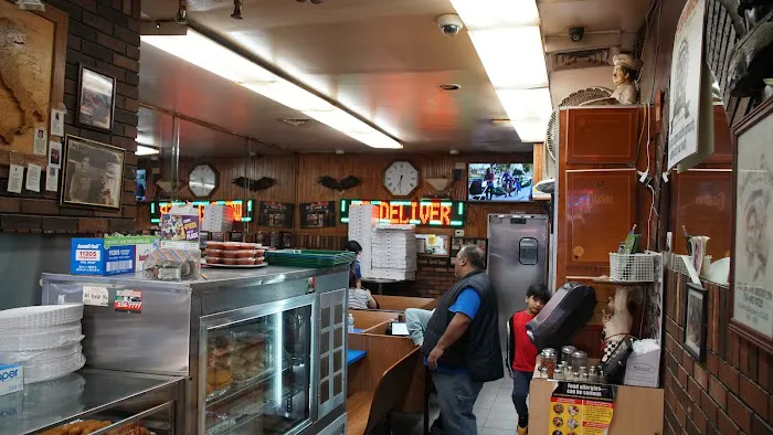 Johnny's Pizzeria Picture 4
