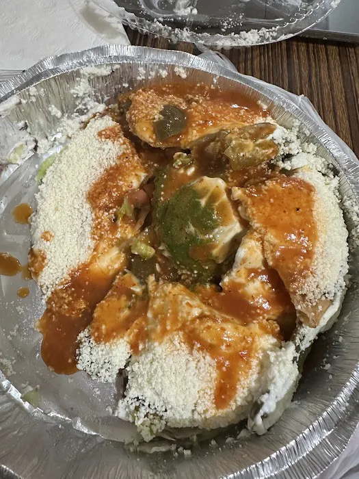Ricos Tacos Picture 8