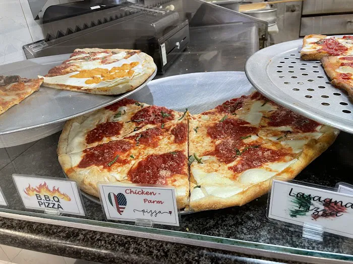 Royal Kings Pizza Picture 6