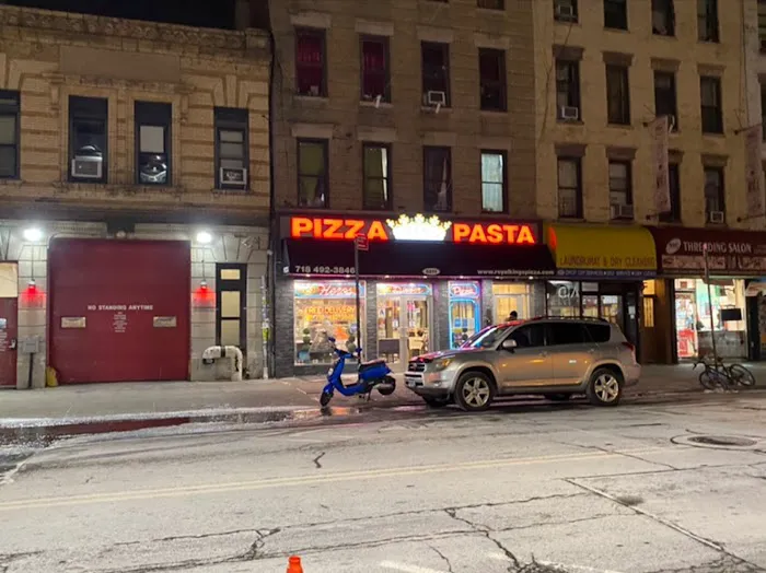 Royal Kings Pizza Picture 3
