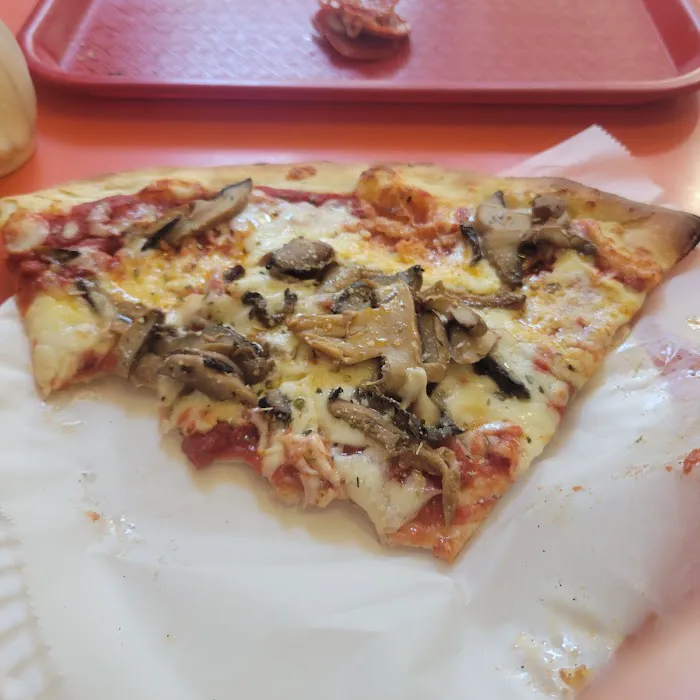 Luigi’s Pizza Picture 9