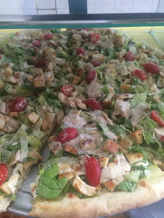 Luigi’s Pizza Picture 5