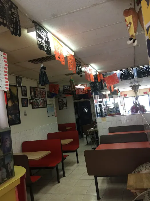 Luigi’s Pizza Picture 4