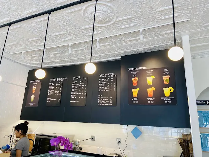 Internet and Coffee Picture 8