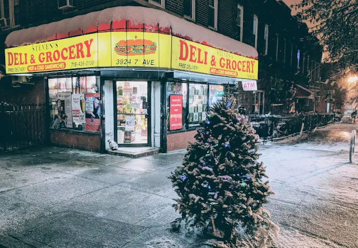 Steven's Deli & Grocery Picture 3