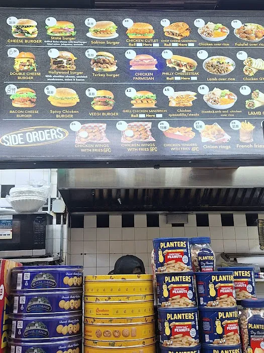 M9 Deli and Grill Picture 8