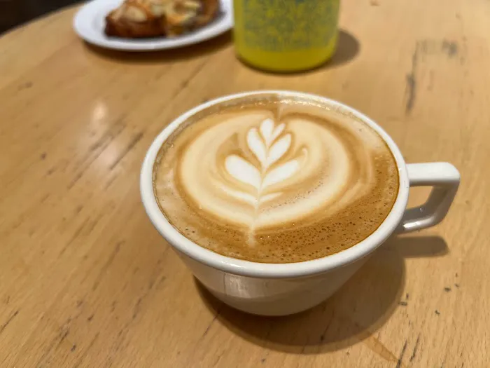 Liebre Cafe Picture 1