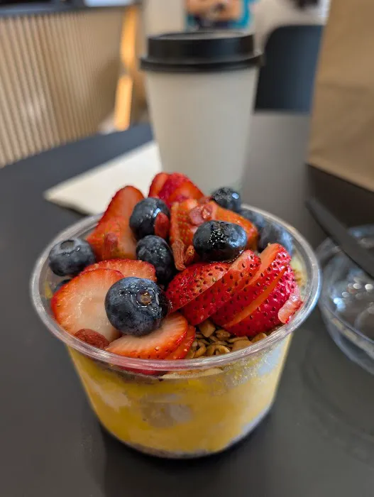 Bora Bora Smoothie Cafe - Fort Hamilton Picture 2