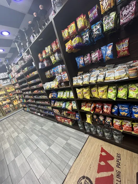 Alpine II Deli Picture 5