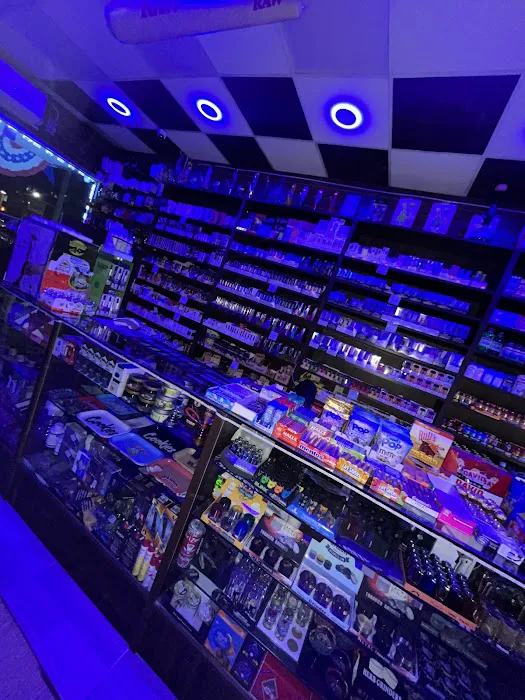 Alpine II Deli Picture 4
