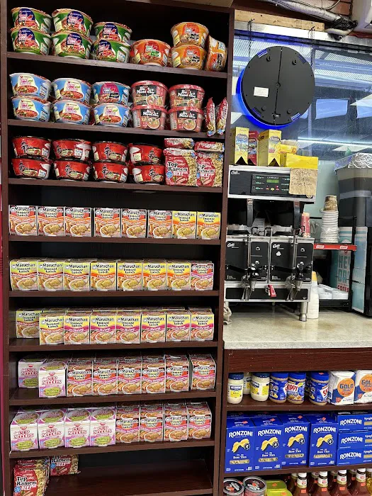 Bigg Apple Deli & Grill Picture 8