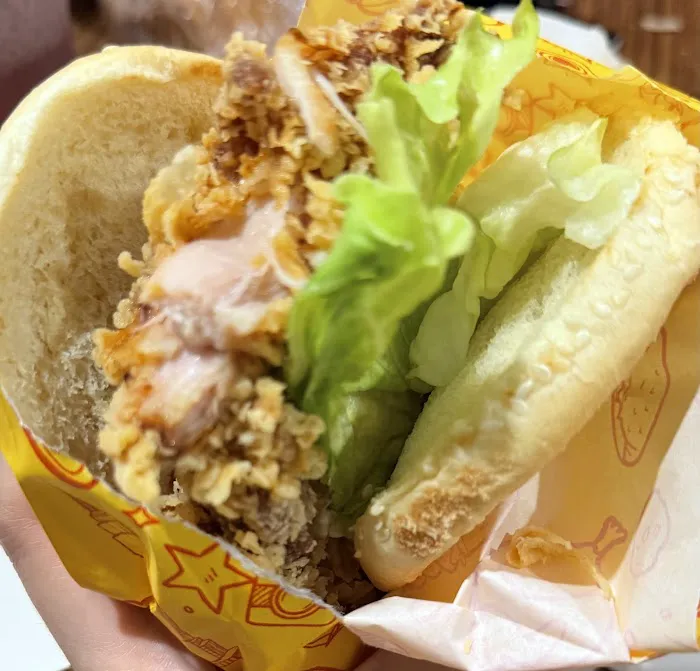 98K Chicken & Burgers Picture 10