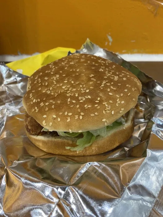98K Chicken & Burgers Picture 9