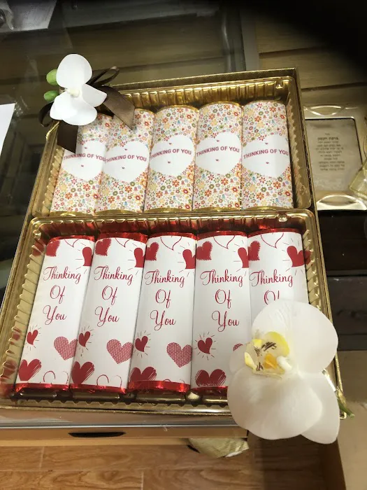THE CHOCOLATE HOUSE Picture 6