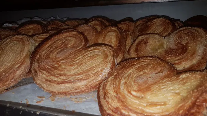 Las Conchitas Bakery Picture 2
