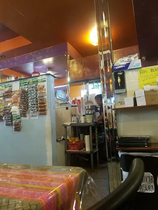 Las Conchitas Bakery Picture 7