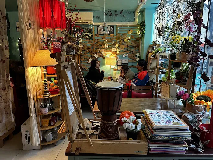 Orchid Tea cafe Picture 3