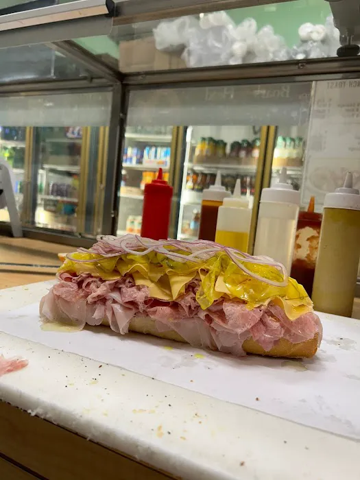 New Sunset Deli Picture 4