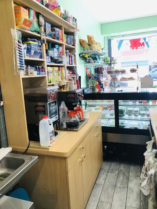 New Sunset Deli Picture 8