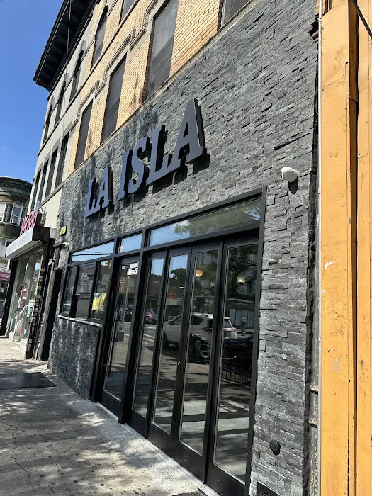 La Isla Picture 6